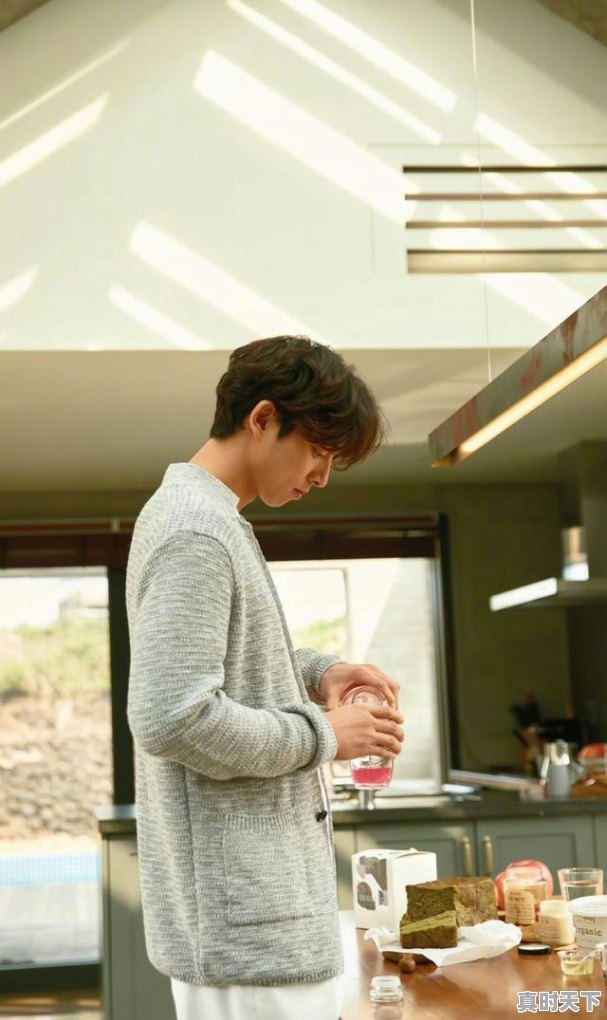 4、汤唯晚秋获奖感言，玄彬在釜山电影节得了什么奖 - 真时天下