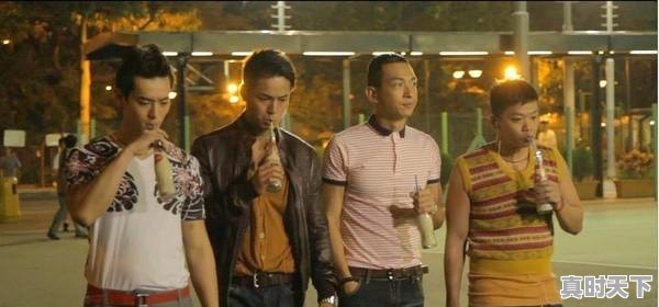 4、周星驰手拿火腿肠胸带大红花的那部电影叫什么名字,周星驰的最新电影叫什么名字来着 - 真时天下