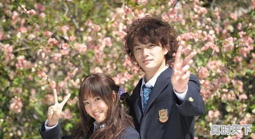 6、有哪些日韩的感人爱情电影好看?比如说像《恋空》这种类型的,唯美爱情动漫推荐豆瓣高分电影 - 真时天下