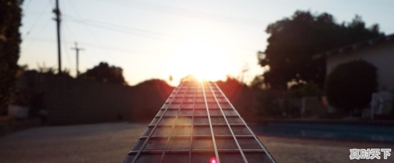 1、股票缩量不跌不涨是什么意思,股票只跌不涨什么原因 - 真时天下