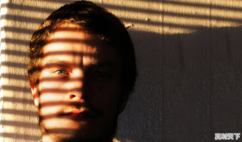 1、美国搞笑、有剧情的特工类好看电影_向各位大神咨询一部美国搞笑的特工类电影的名字，拜托各位啦 - 真时天下