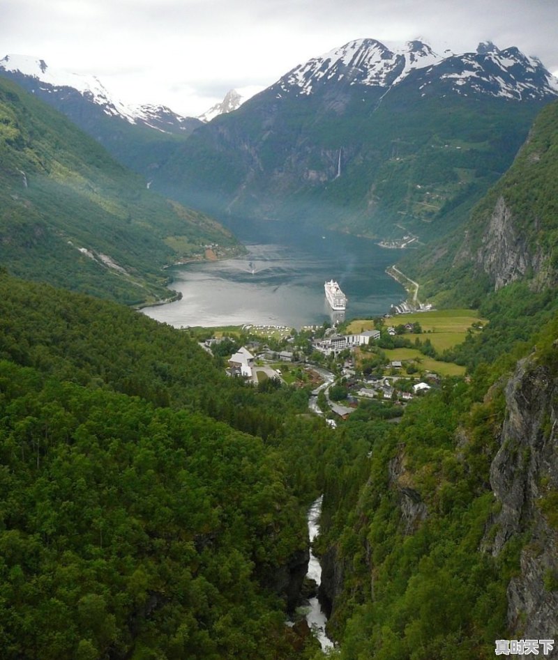 1、厚德尚能 励志创新的演讲稿主题_为什么要改革创新发言稿 - 真时天下