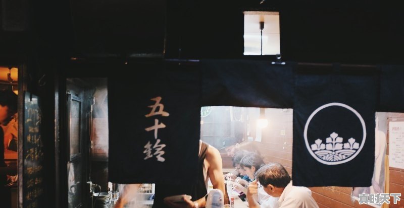 1、尖峰时刻4什么时候开拍的_成龙2021上映三部新片 - 真时天下