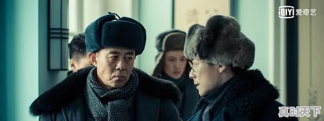 1、女主是白发的动漫求推荐_在动漫中，女生的银发/白发搭配红色眼睛好看呢？还是青绿色眼睛好看 - 真时天下