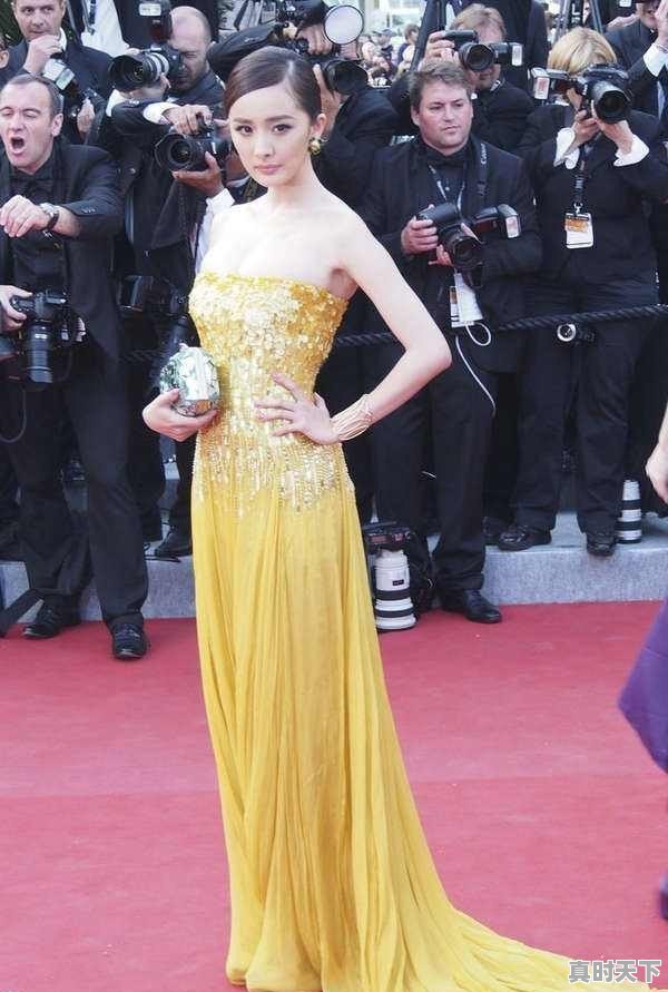 历届戛纳红毯上你见过最惊艳的女星是谁 - 真时天下