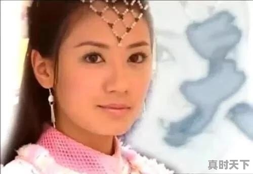 上海电影节红地毯关之琳参加了吗现在 - 真时天下