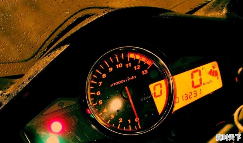 1w元左右的二手摩托车,性能稳定,带媳妇出去玩,平时上下班,有什么好的推荐 - 真时天下