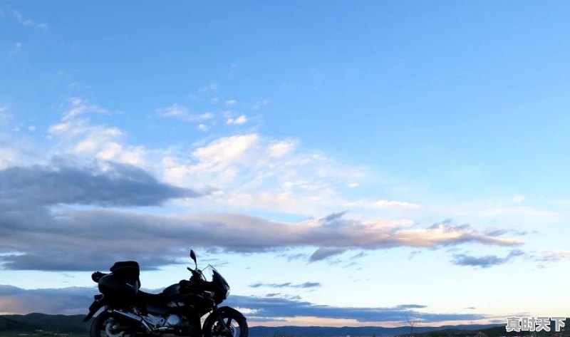 1w元左右的二手摩托车,性能稳定,带媳妇出去玩,平时上下班,有什么好的推荐 - 真时天下