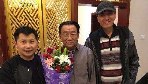 东方大律师 主持人 - 真时天下