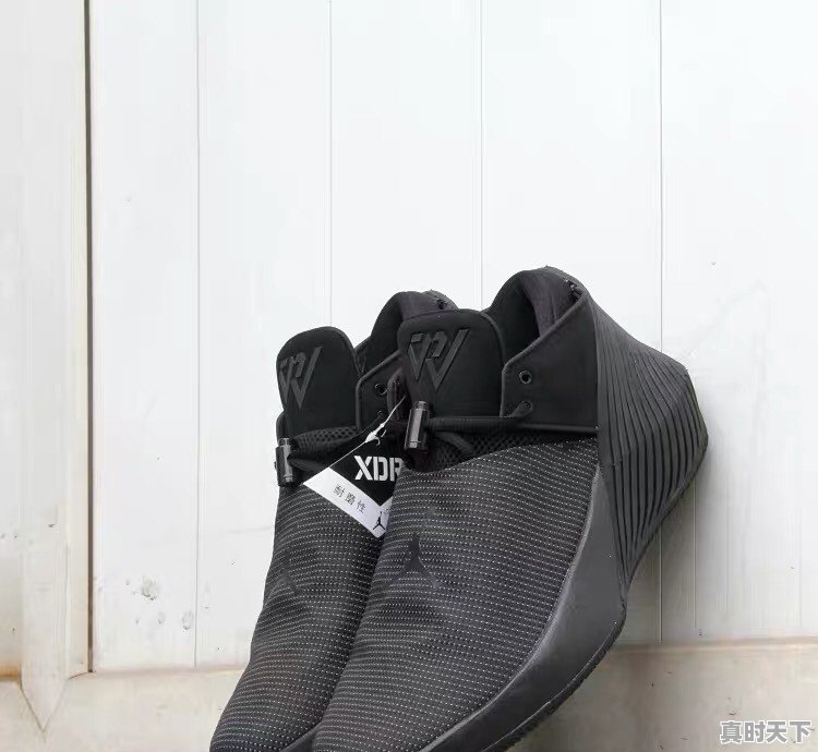 科比11和kd10哪个好 - 真时天下